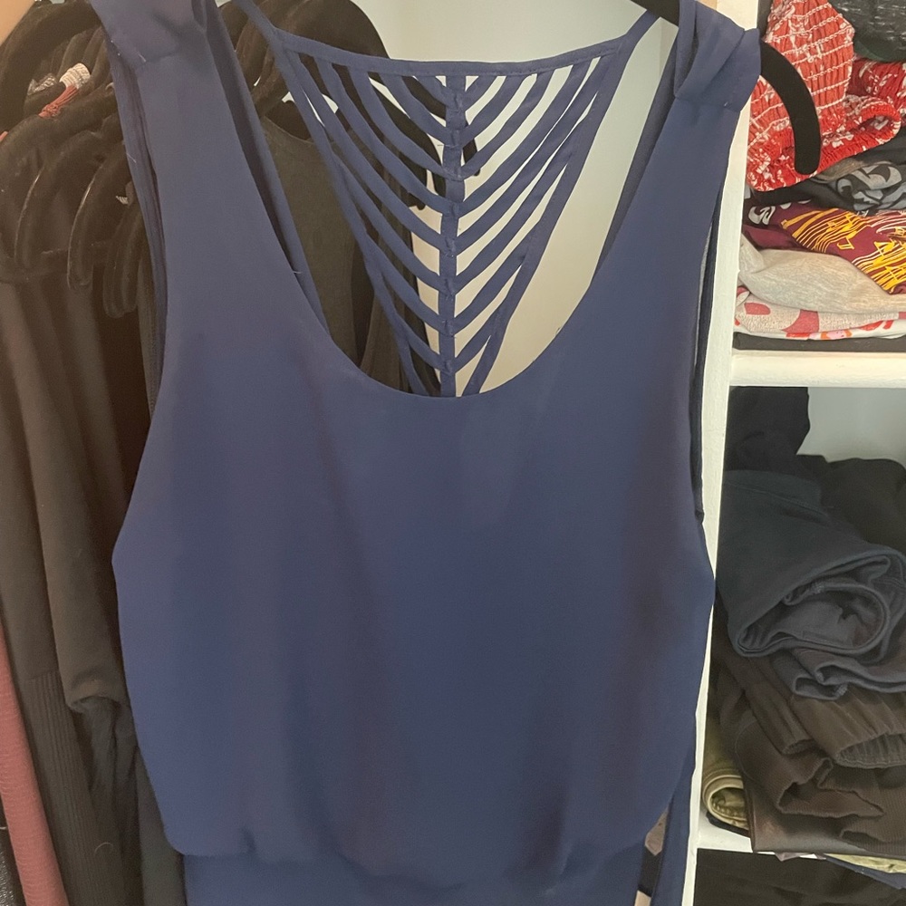 Blue top - Picture 5 of 5